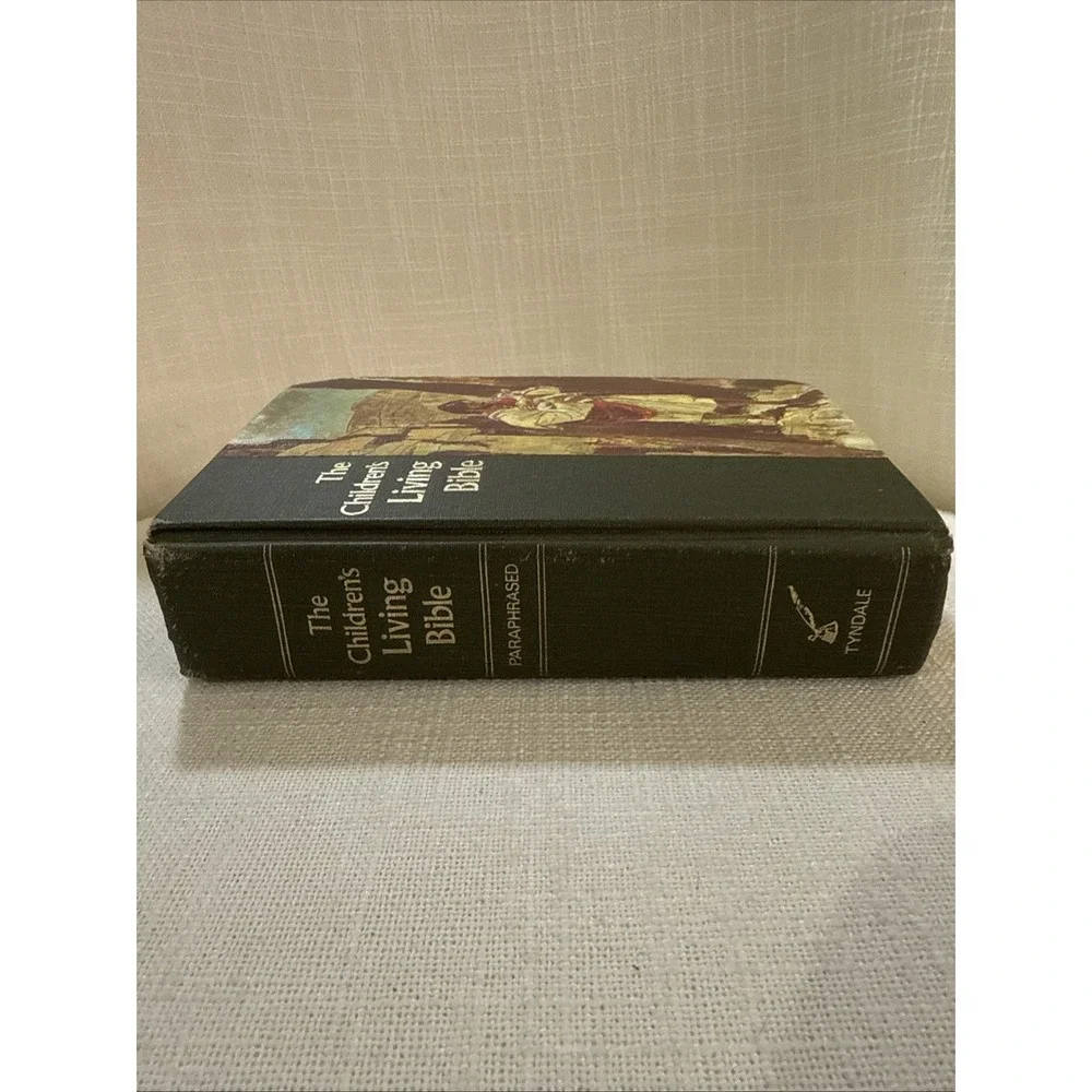 Vintage The Children's‎ Living Bible Paraphrased by Tyndale, Illustrated 1976 HC